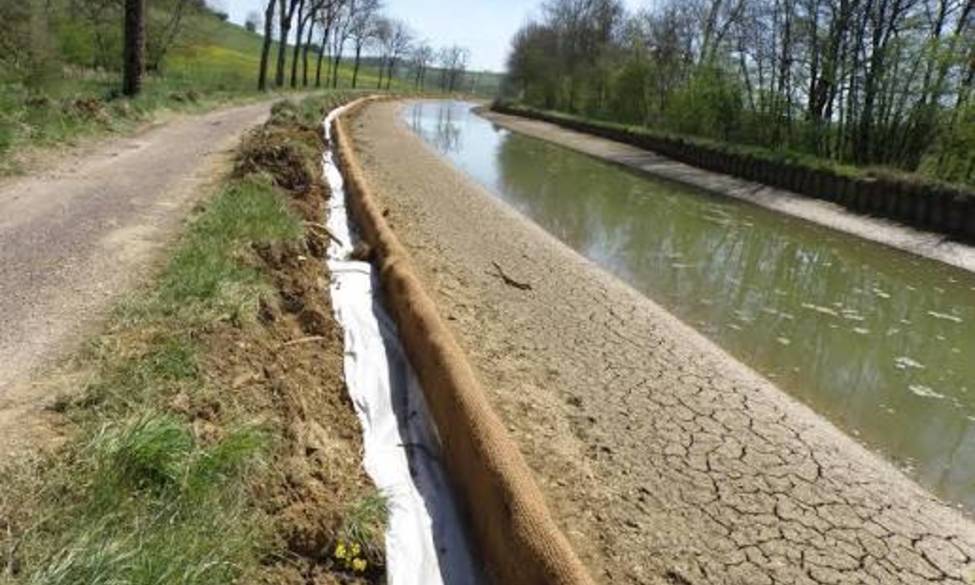 fermeture des chemins de service sur le canal de l'Aisne à la Marne à Sept-Saulx